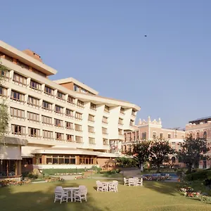 5* Hotel Yak&yeti