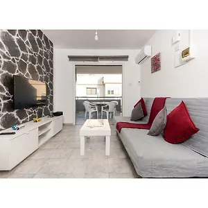 https://holiday-apartment.hotelsatayianapa.com